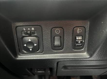 Mitsubishi - Outlander