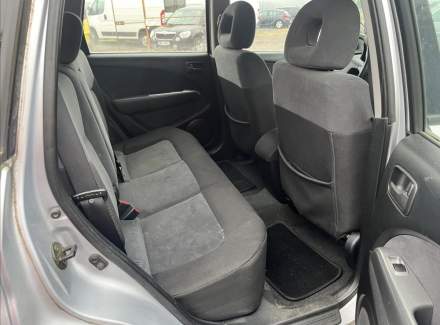 Mitsubishi - Outlander