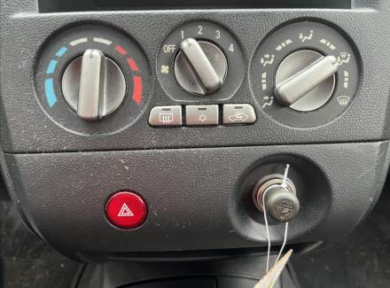 Mitsubishi - Outlander