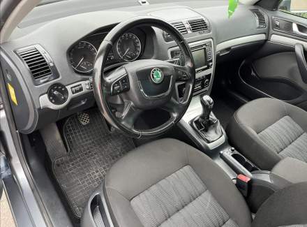 Škoda - Octavia