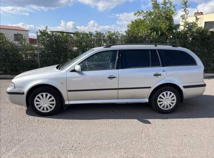 Škoda - Octavia