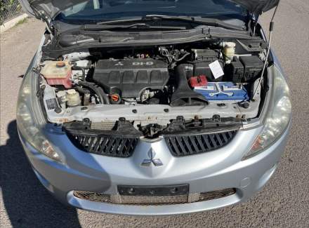 Mitsubishi - Grandis