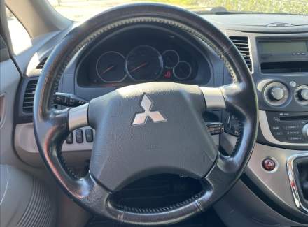 Mitsubishi - Grandis