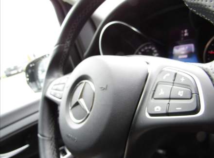 Mercedes-Benz - V-class