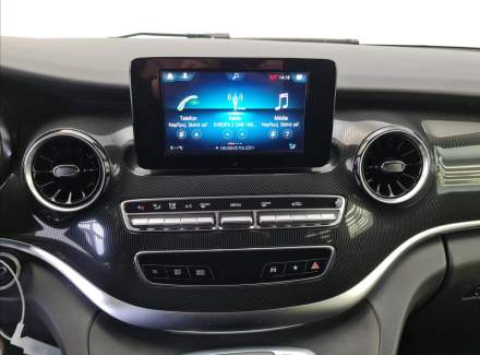 Mercedes-Benz - V-class