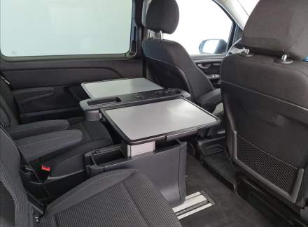 Mercedes-Benz - V-class