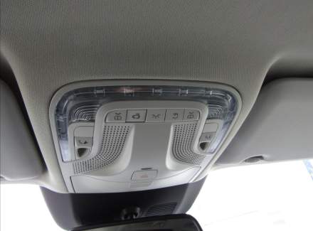 Mercedes-Benz - V-class