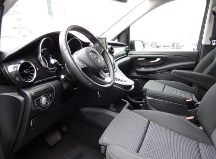 Mercedes-Benz - V-class