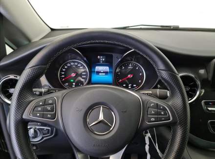 Mercedes-Benz - V-class