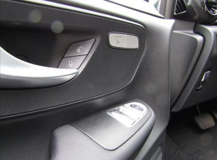 Mercedes-Benz - V-class