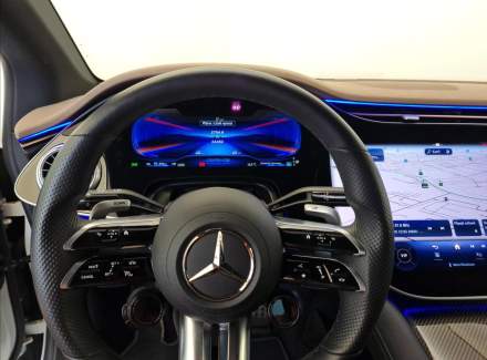 Mercedes-Benz - EQE