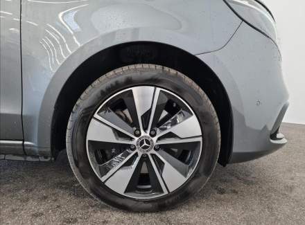 Mercedes-Benz - V-class