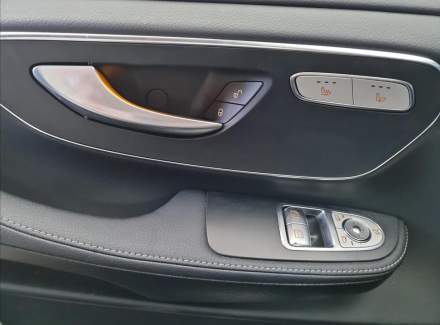 Mercedes-Benz - V-class