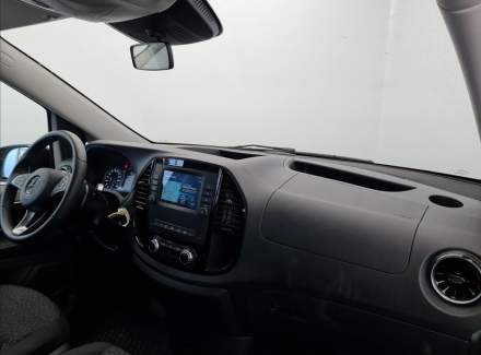 Mercedes-Benz - Vito