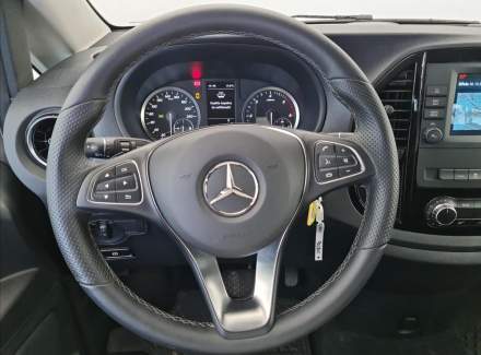 Mercedes-Benz - Vito