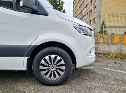 Mercedes-Benz - Sprinter