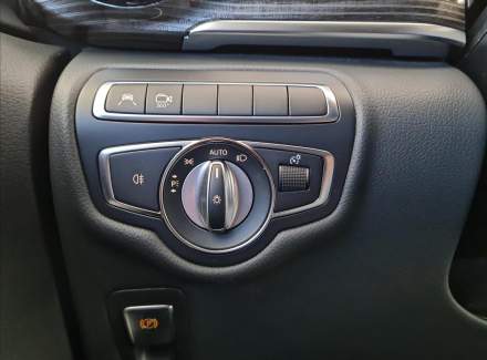 Mercedes-Benz - V-class