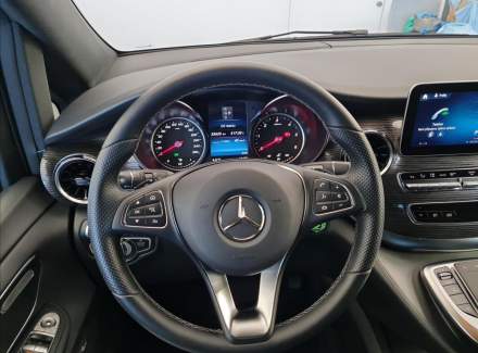 Mercedes-Benz - V-class