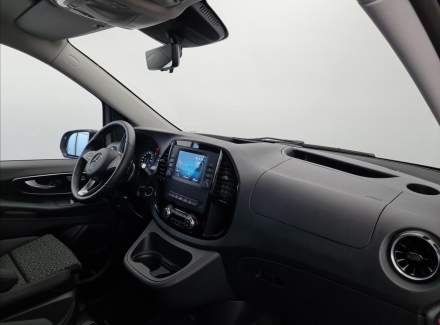 Mercedes-Benz - Vito