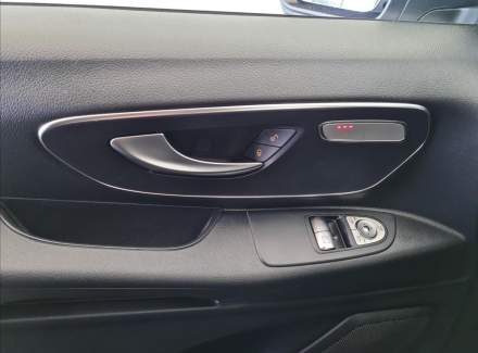 Mercedes-Benz - Vito