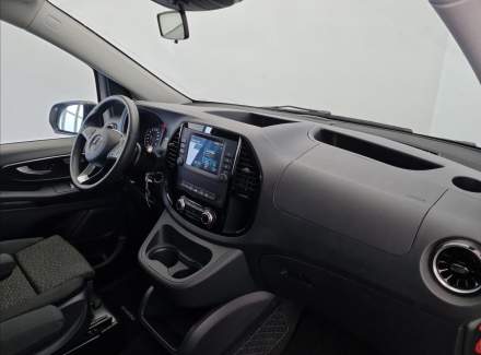 Mercedes-Benz - Vito