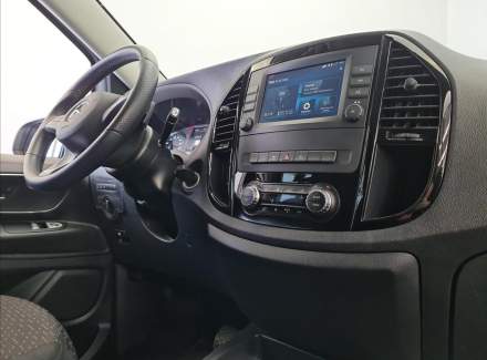 Mercedes-Benz - Vito