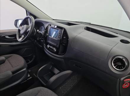 Mercedes-Benz - Vito