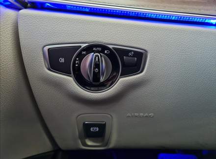 Mercedes-Benz - E-class