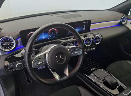 Mercedes-Benz - CLA