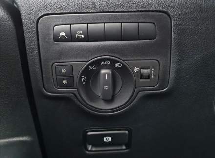 Mercedes-Benz - Vito