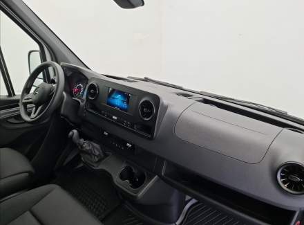 Mercedes-Benz - Sprinter