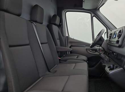 Mercedes-Benz - Sprinter
