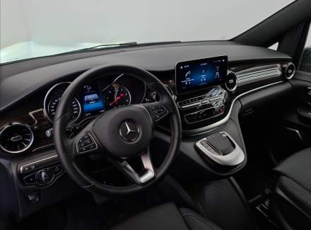 Mercedes-Benz - V-class