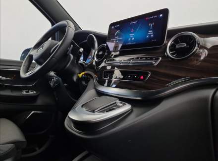 Mercedes-Benz - V-class