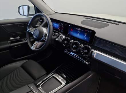 Mercedes-Benz - GLB