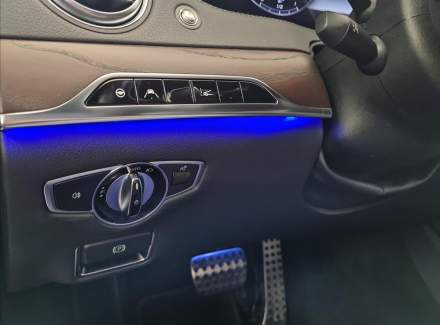 Mercedes-Benz - S-class