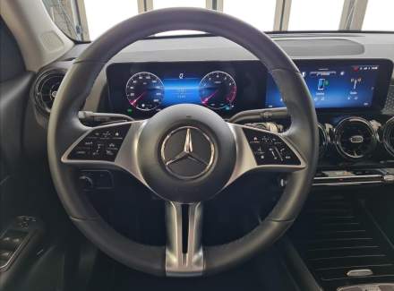 Mercedes-Benz - GLB