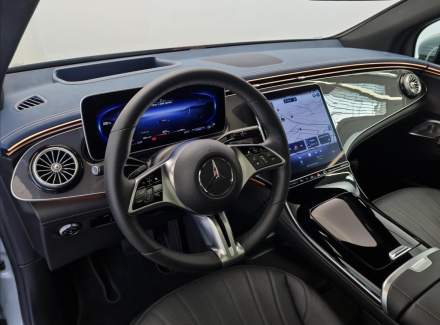 Mercedes-Benz - EQE