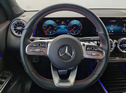 Mercedes-Benz - GLB
