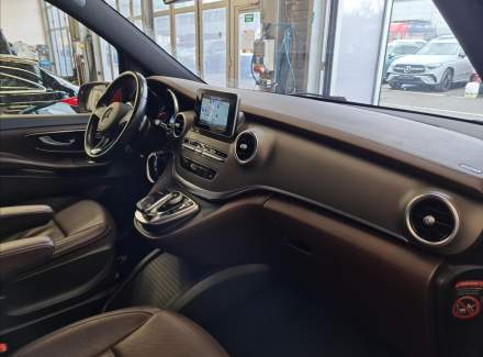 Mercedes-Benz - V-class