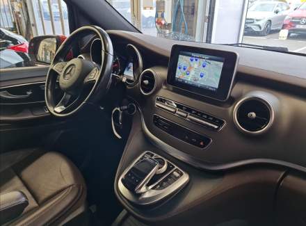 Mercedes-Benz - V-class