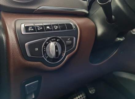 Mercedes-Benz - V-class