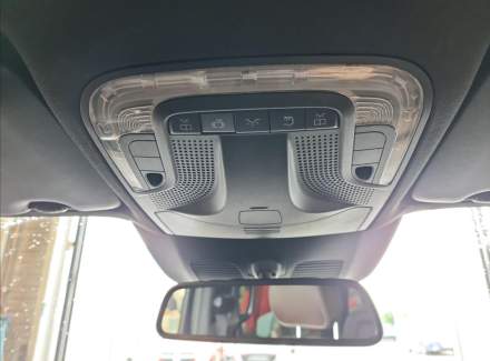 Mercedes-Benz - V-class