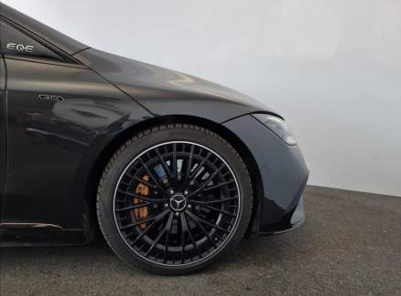 Mercedes-Benz - EQE
