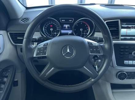 Mercedes-Benz - M-class