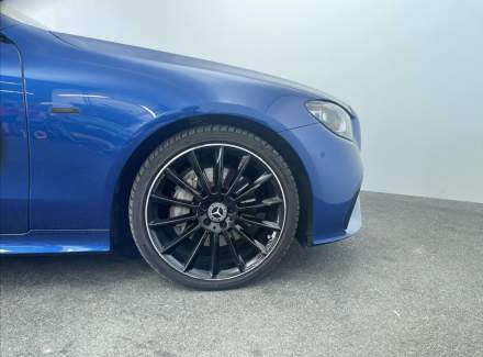 Mercedes-Benz - E-class