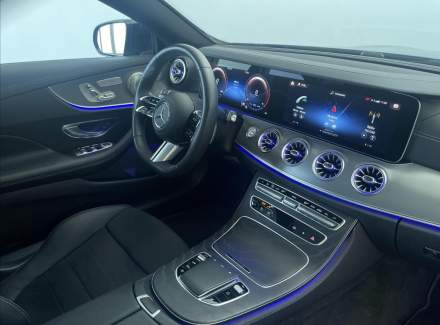 Mercedes-Benz - E-class