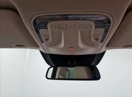 Mercedes-Benz - V-class