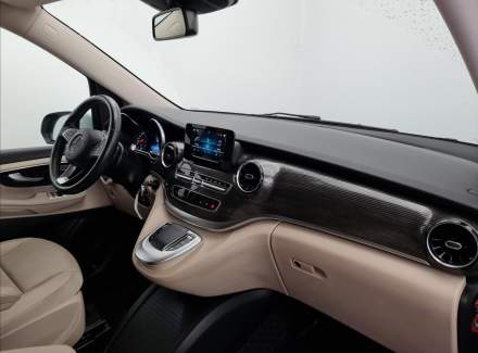 Mercedes-Benz - V-class