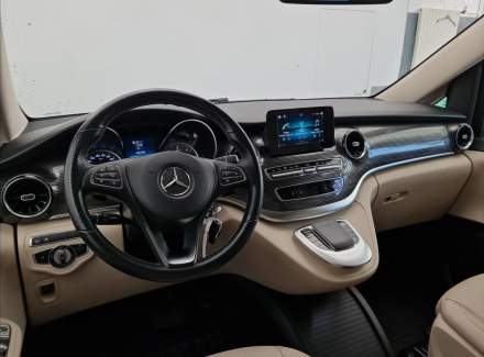 Mercedes-Benz - V-class